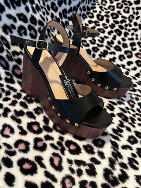 American Exchange Platform Sandals New 7.5